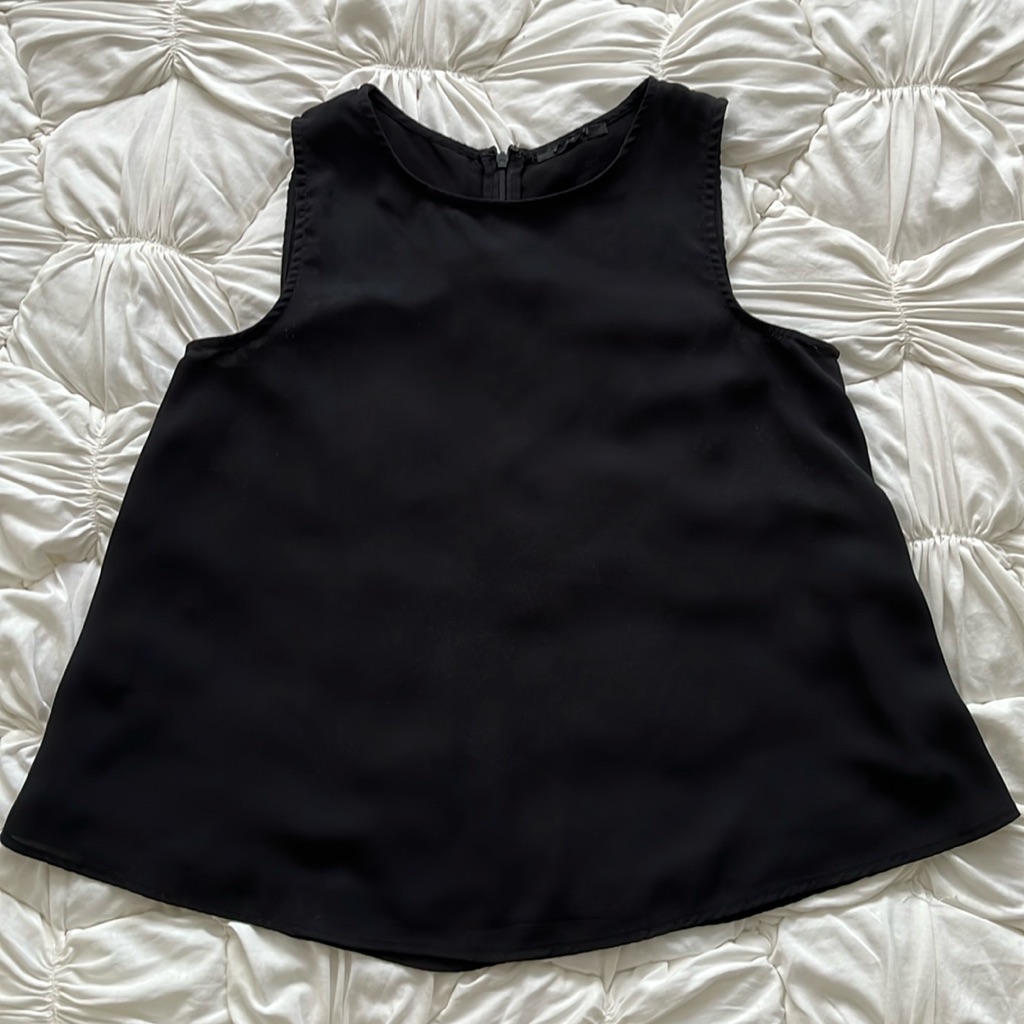 Loose Black Swing Tank
